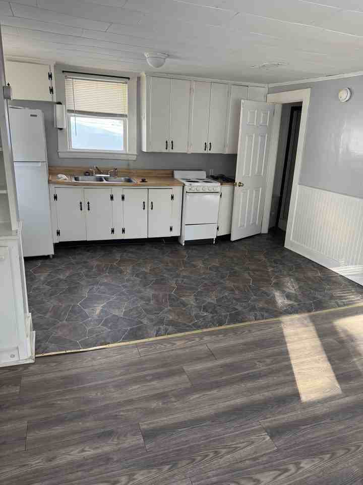 89 Green St #3 - Photo 4 of 4