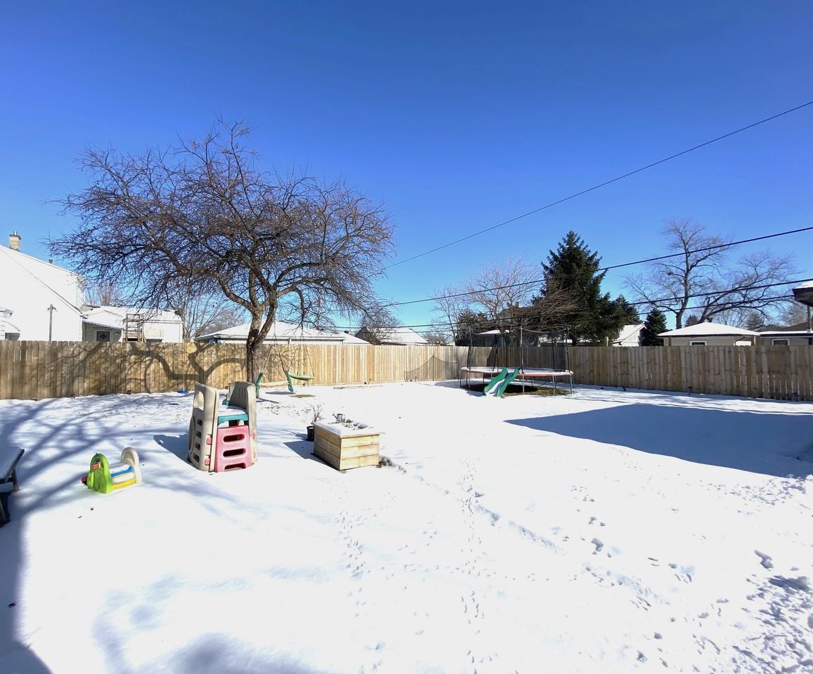 7935 South Lorel Avenue - Photo 2 of 18