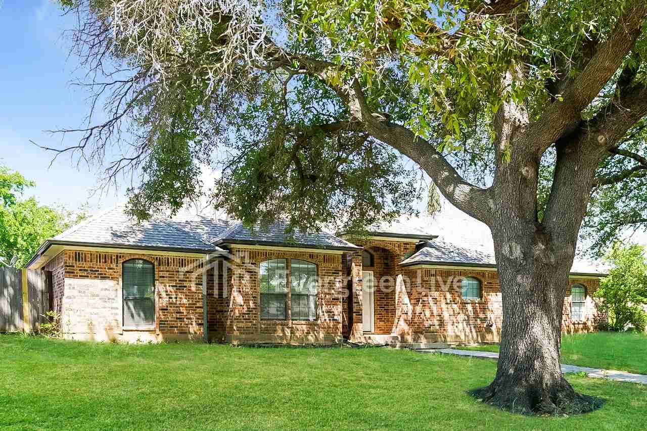 3500 Swafford St - Photo 2 of 15