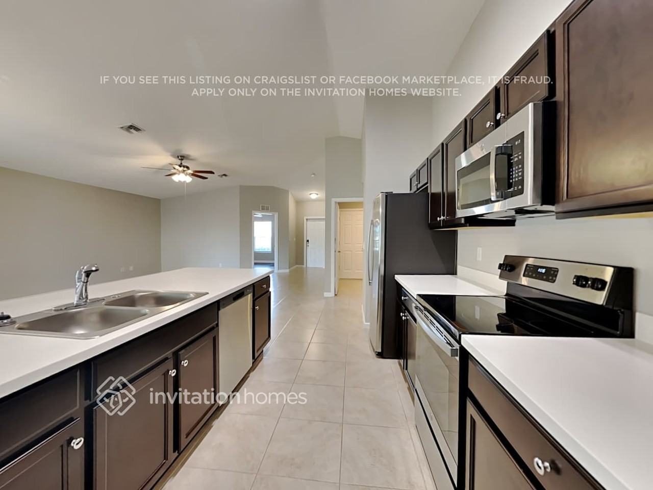 598 Sw Ester Ave - Photo 5 of 16