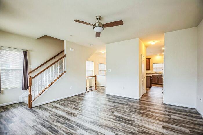 2882 Cameo Pl - Photo 3 of 15