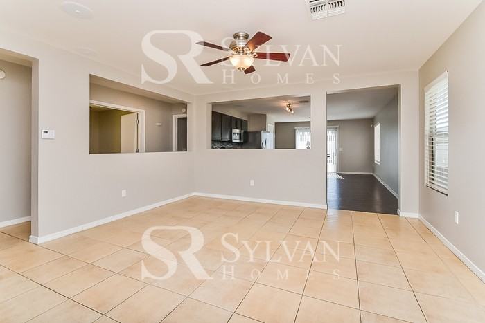 8313 W Redshank Dr - Photo 2 of 15