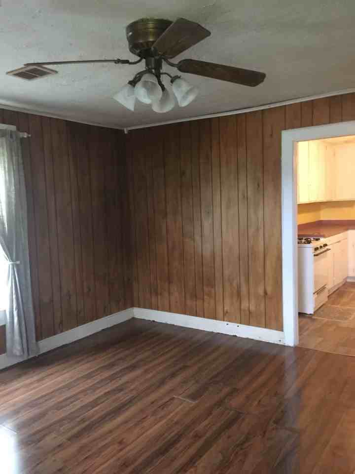 10843 Mississippi 494 - Photo 2 of 5