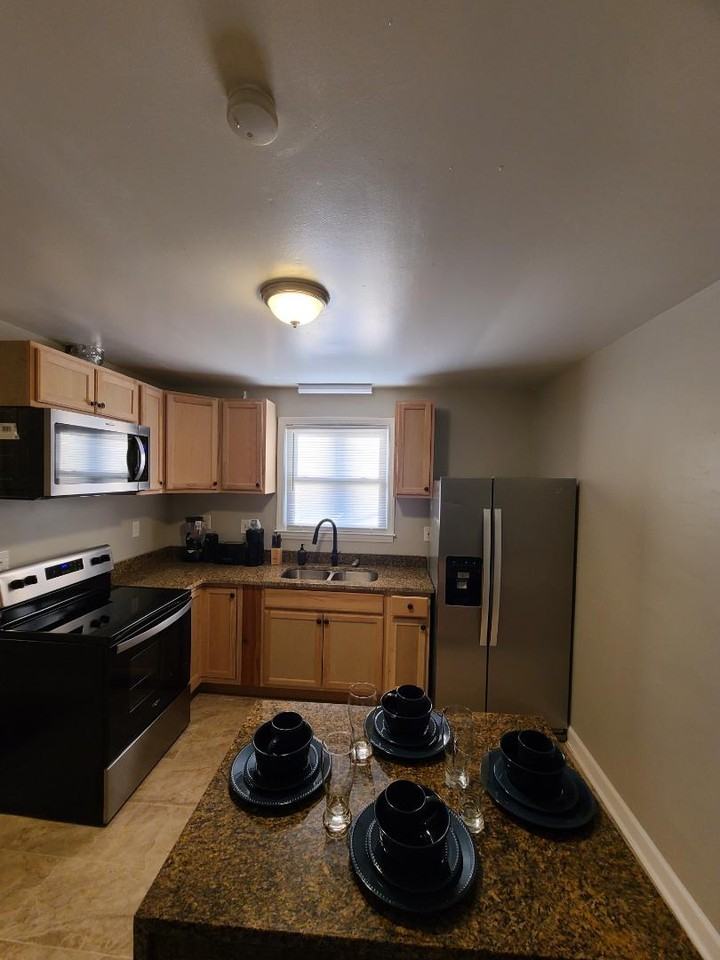 3100 Graymont Dr - Photo 5 of 8