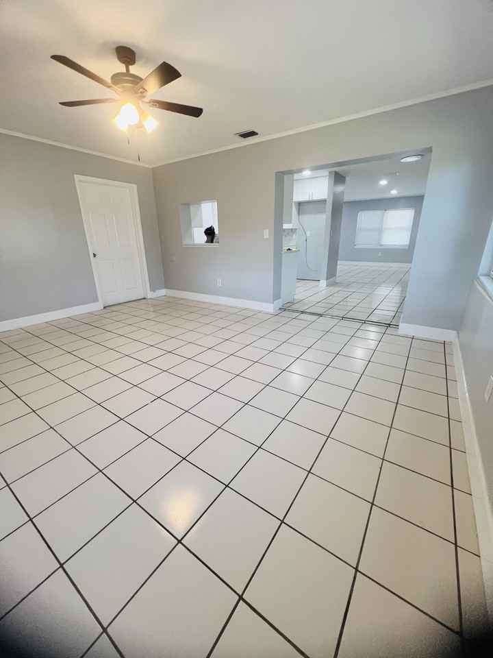 10548 66th Ave #NA - Photo 4 of 24