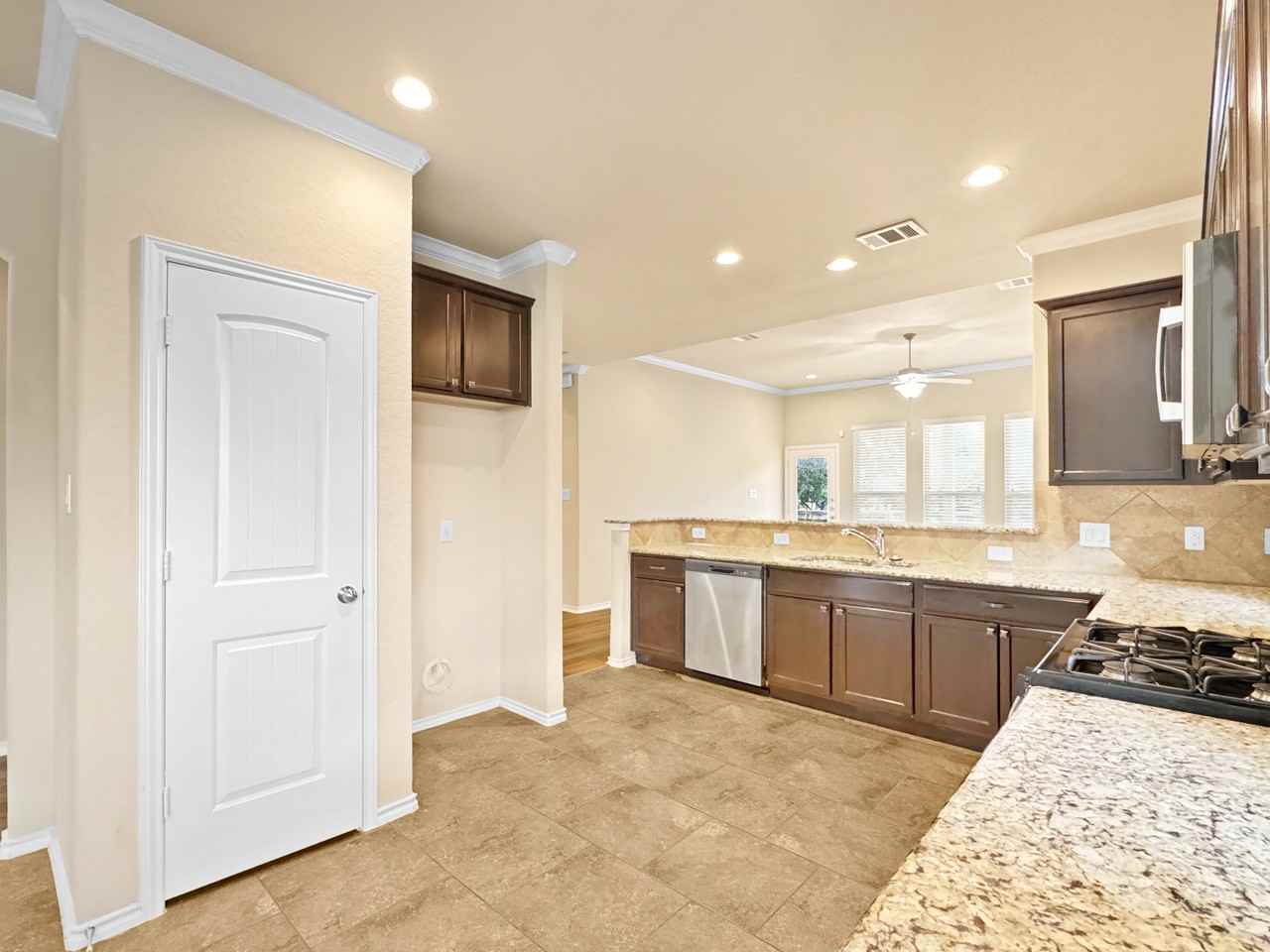 514 Wandesta Way #NA - Photo 3 of 24