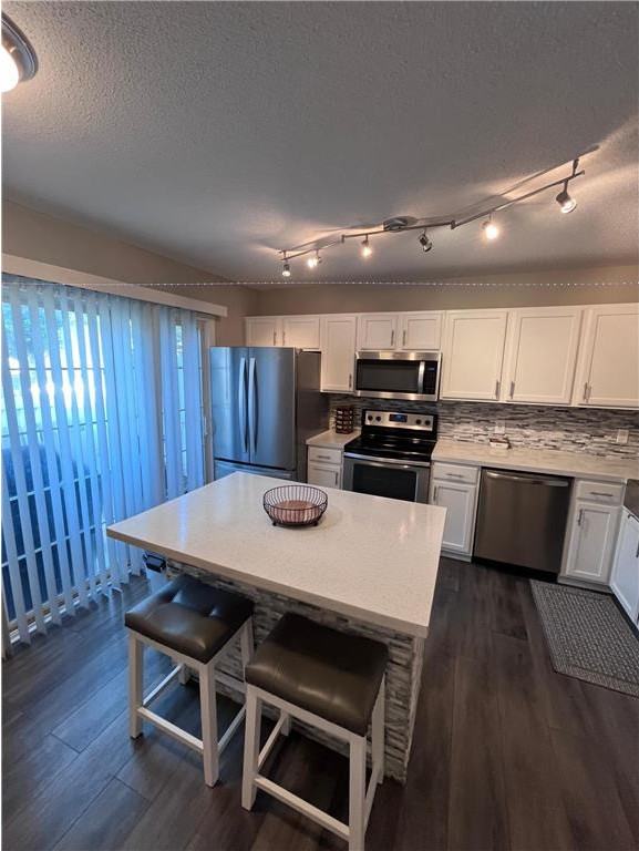 1198 Highpoint Curv #NA - Photo 4 of 21