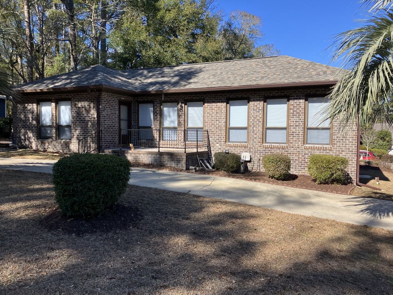 2213 Jefferson Cir #NA - Photo 5 of 27