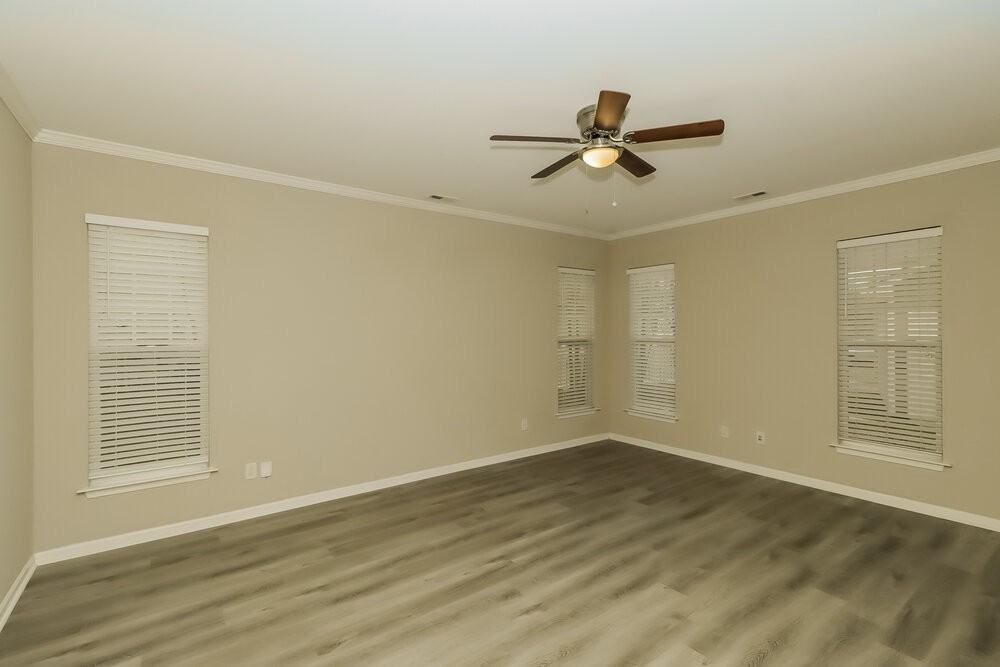 8153 Rolling Meadows Ln - Photo 6 of 17