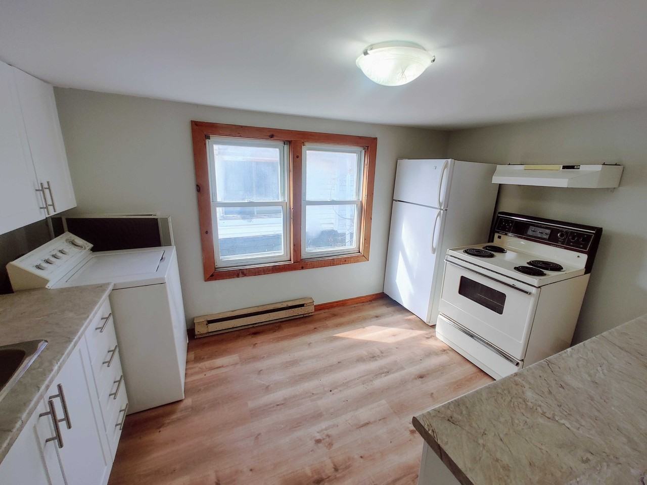 59 Thomas St #2 - Photo 2 of 11