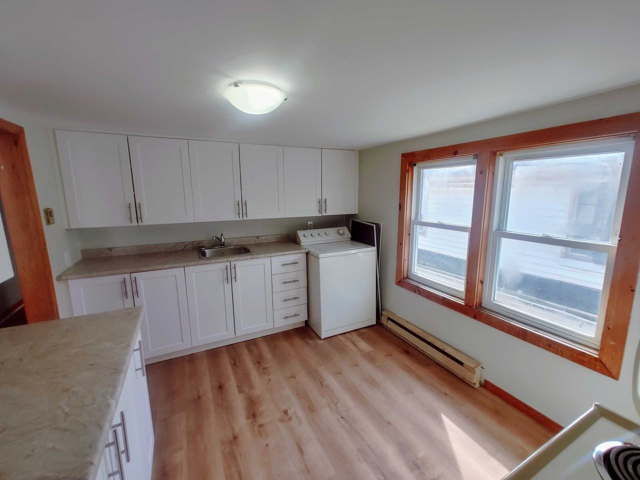 59 Thomas St #2 - Photo 3 of 11