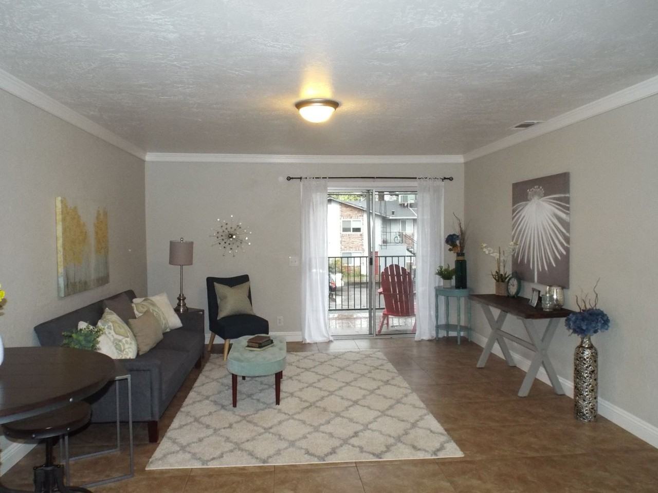 0605 - 303 Hickory St - Photo 7 of 24