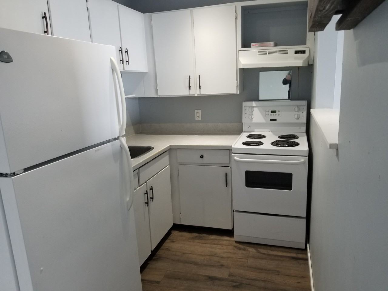 1081 Martin St #102 - Photo 5 of 6