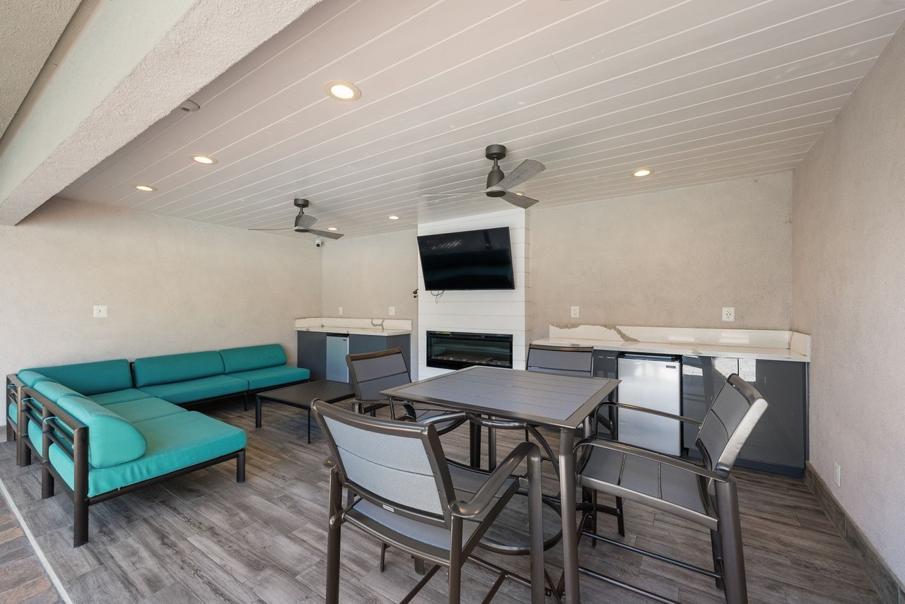 The Pines Apartments - Photo 5 of 49