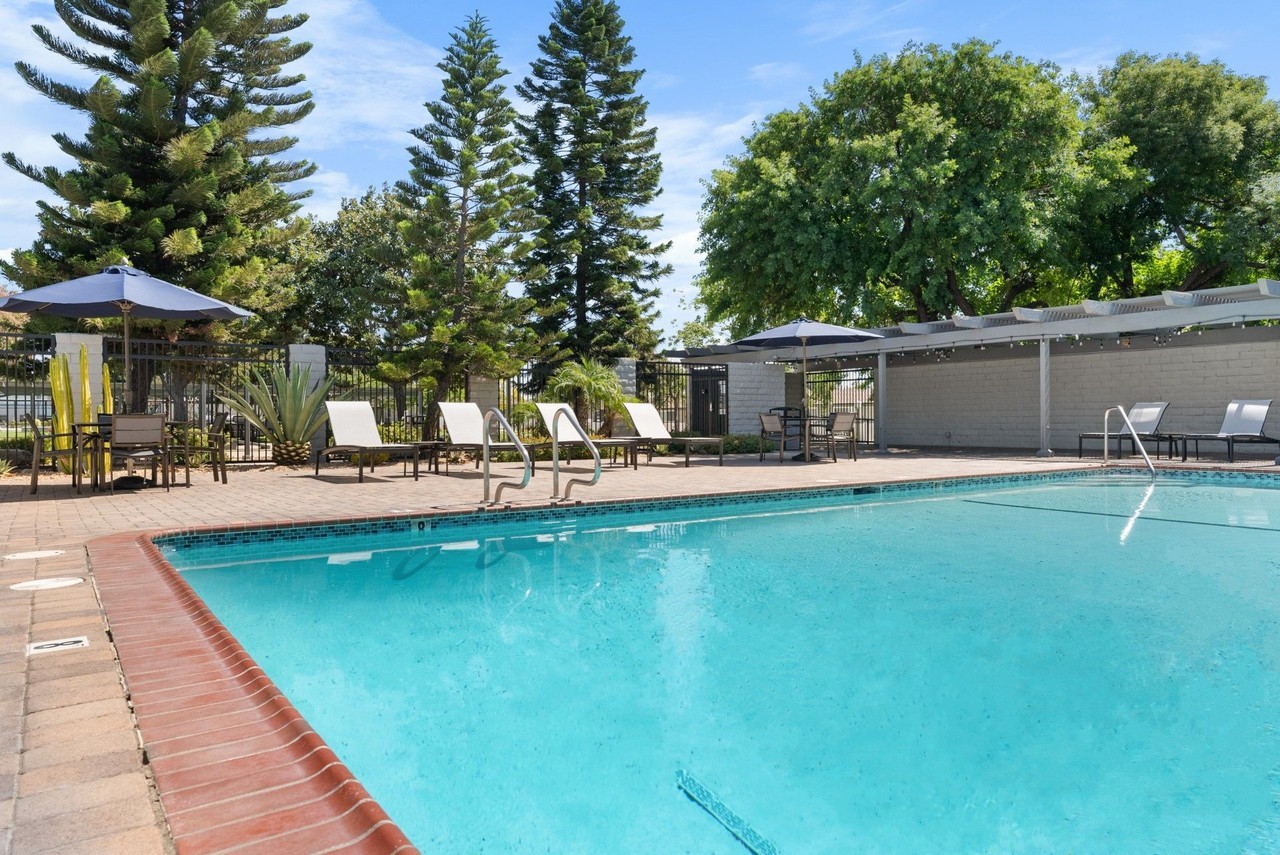 The Pines Apartments - Photo 7 of 49