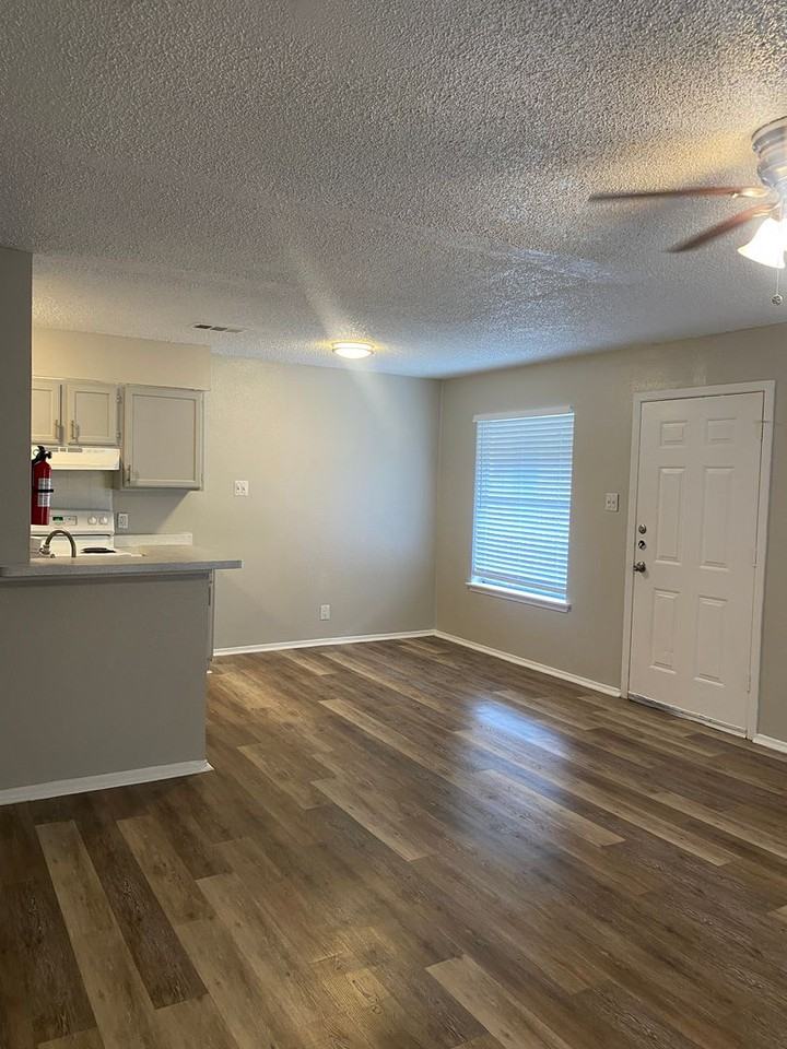 3518 Grant Ave #223 - Photo 2 of 7