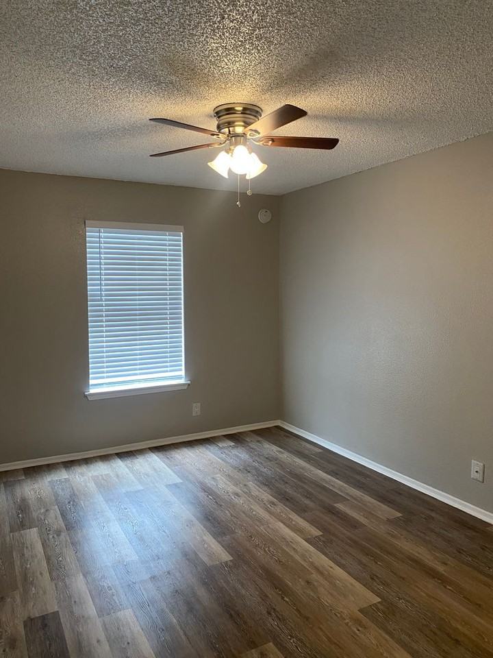 3518 Grant Ave #223 - Photo 5 of 7