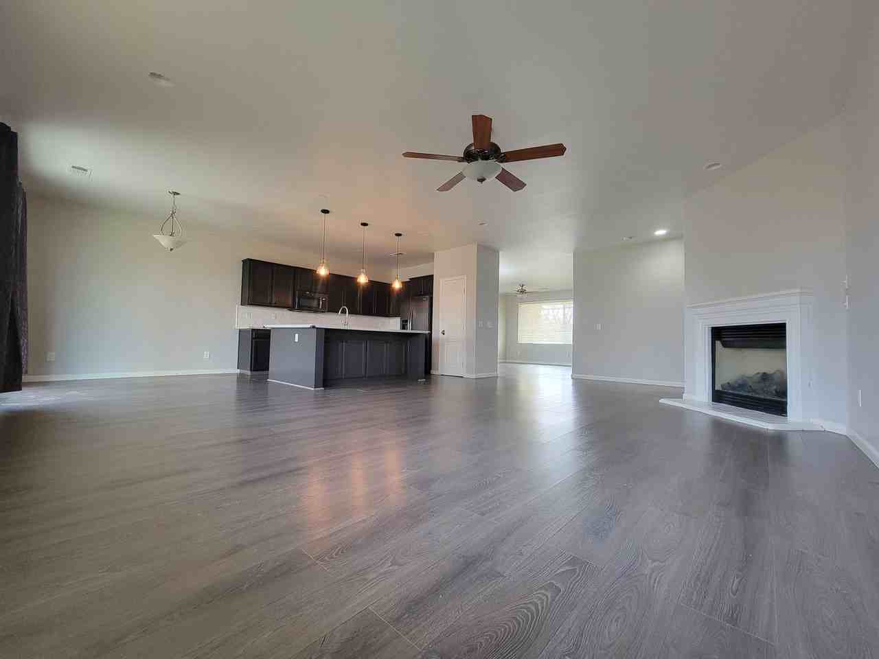6206 W Perez Ct - Photo 3 of 27