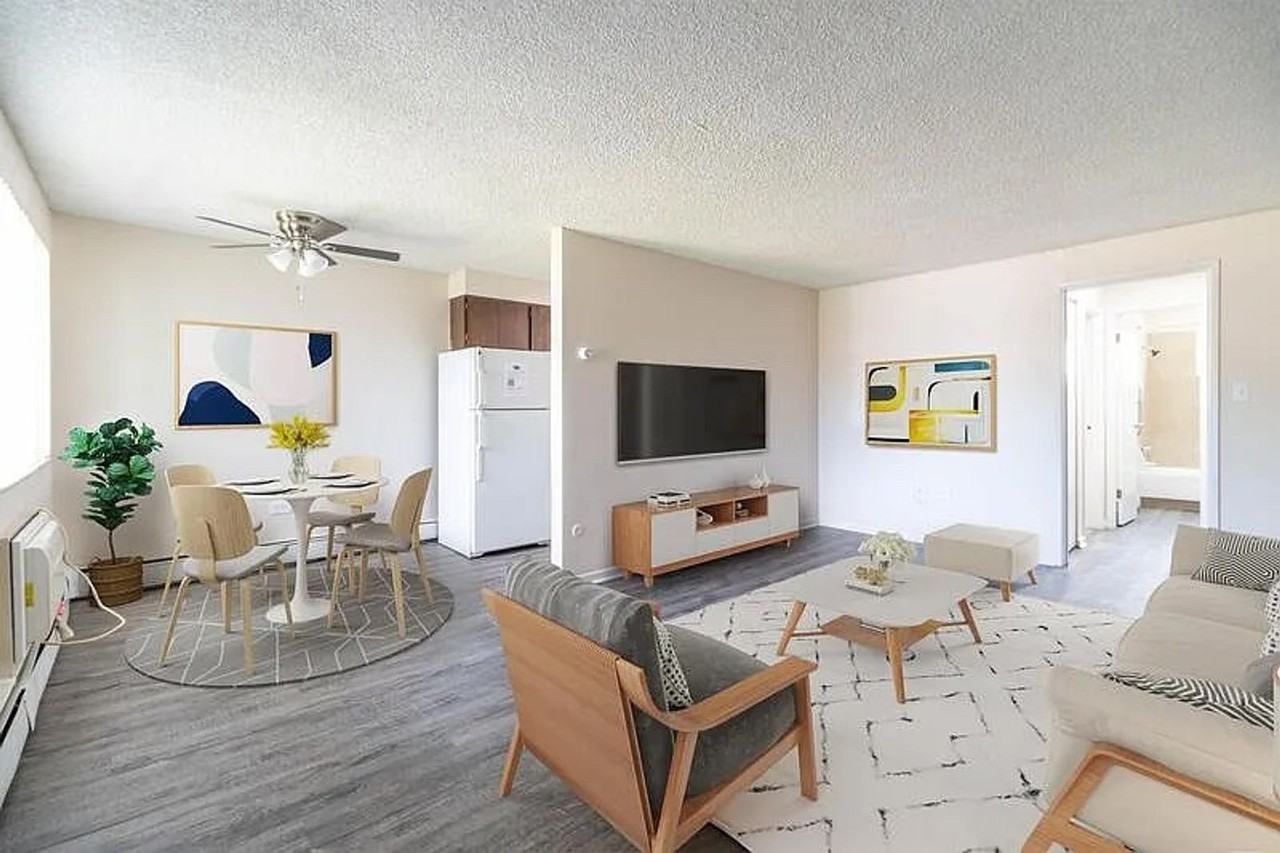 Modern & Spacious 1, 2 & 3 Bedroom Denver Apartments with Parking! - Photo 3 of 7