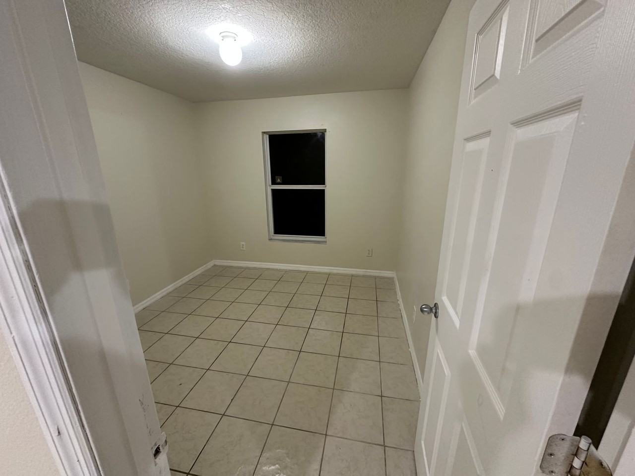3005 Hillview St - Photo 6 of 17