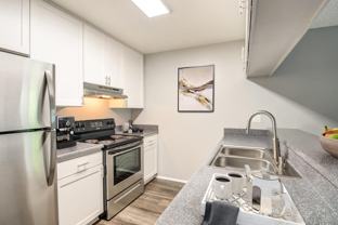 3262 College Pl - Photo 1 of 1