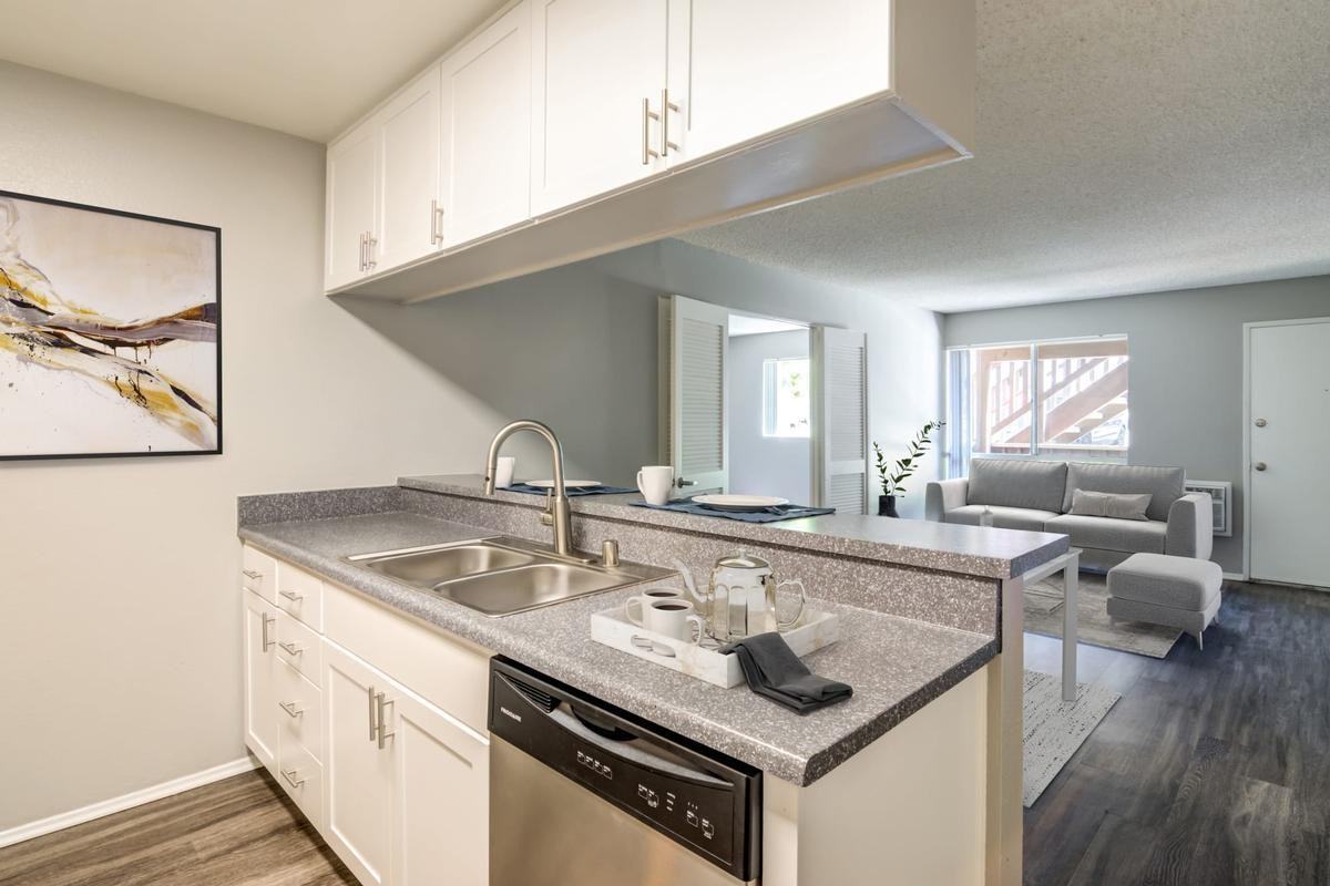 3262 College Pl - Photo 3 of 19
