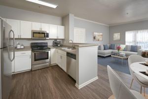 featured image of 445 Helena St