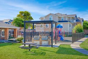 featured image of 445 Helena St