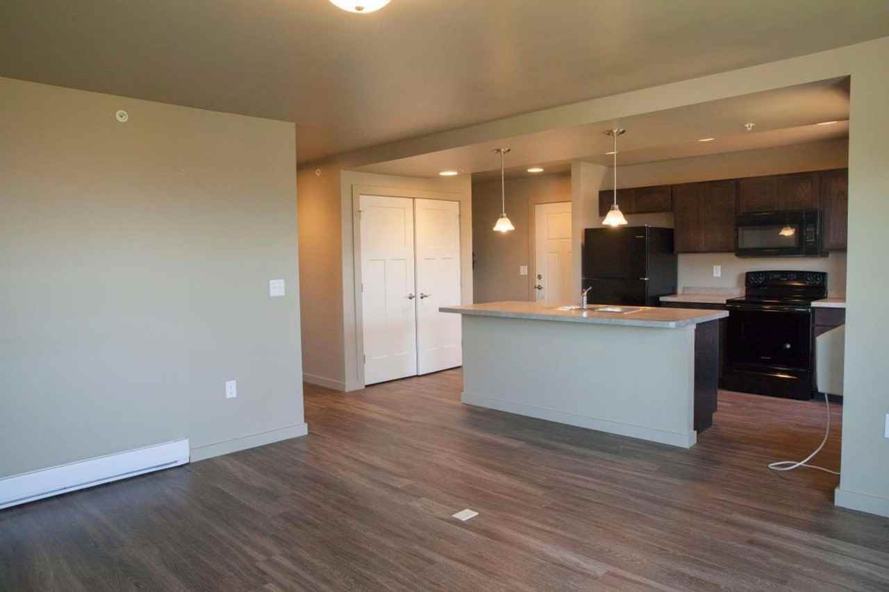 4825 Golden Gate Ave - Photo 2 of 12