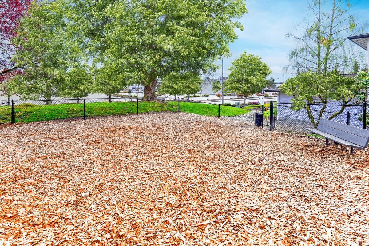 3414 Nw Kensington Ln - Photo 3 of 22