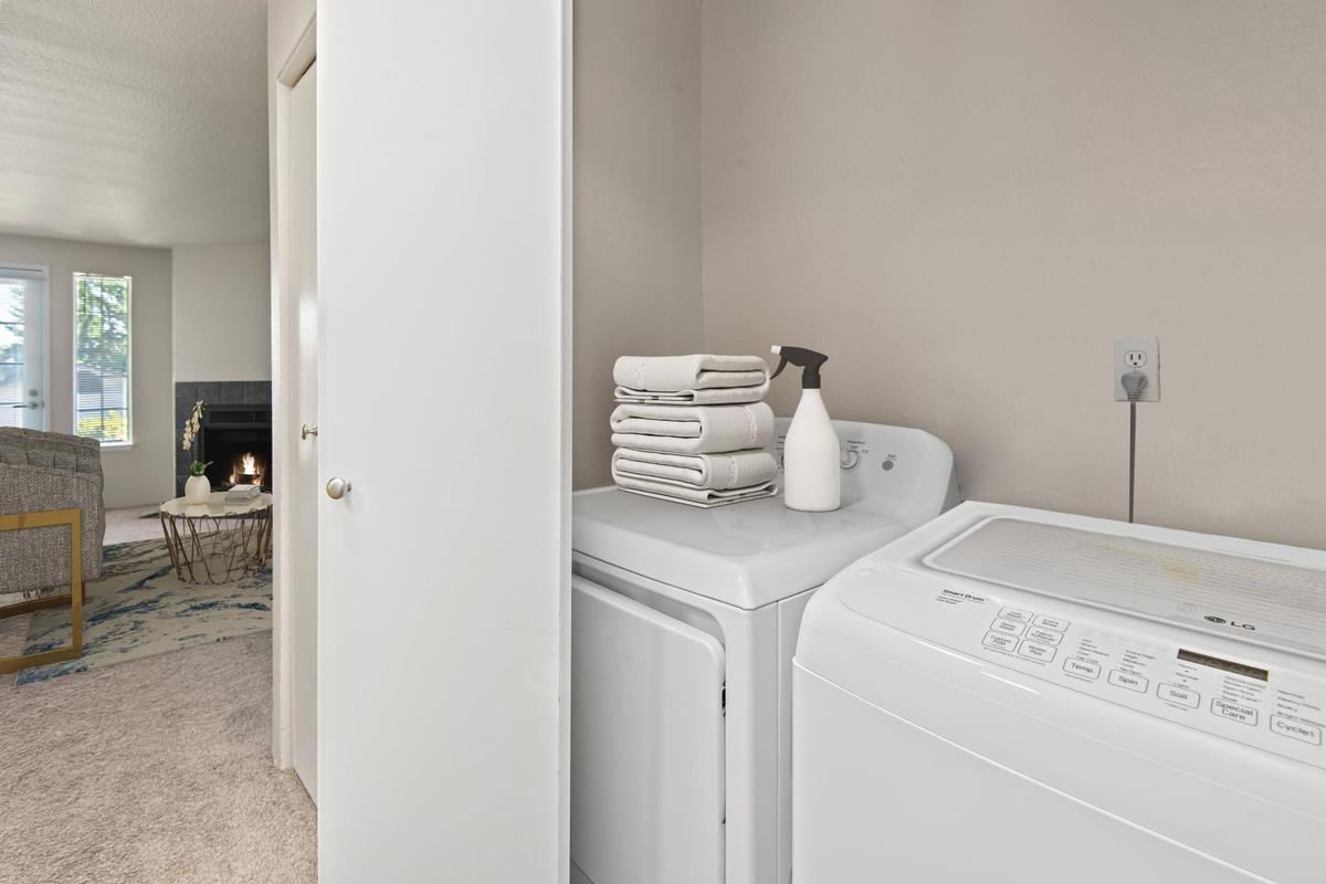 3414 Nw Kensington Ln - Photo 2 of 22