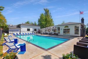 featured image of 3414 Nw Kensington Ln