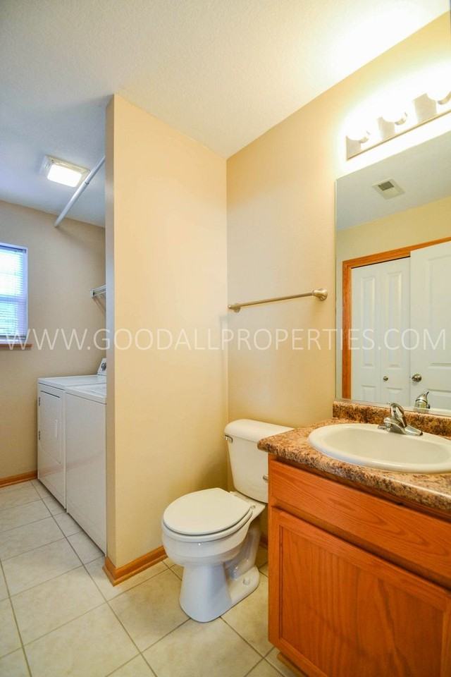 4308 152nd Pl - Photo 5 of 11