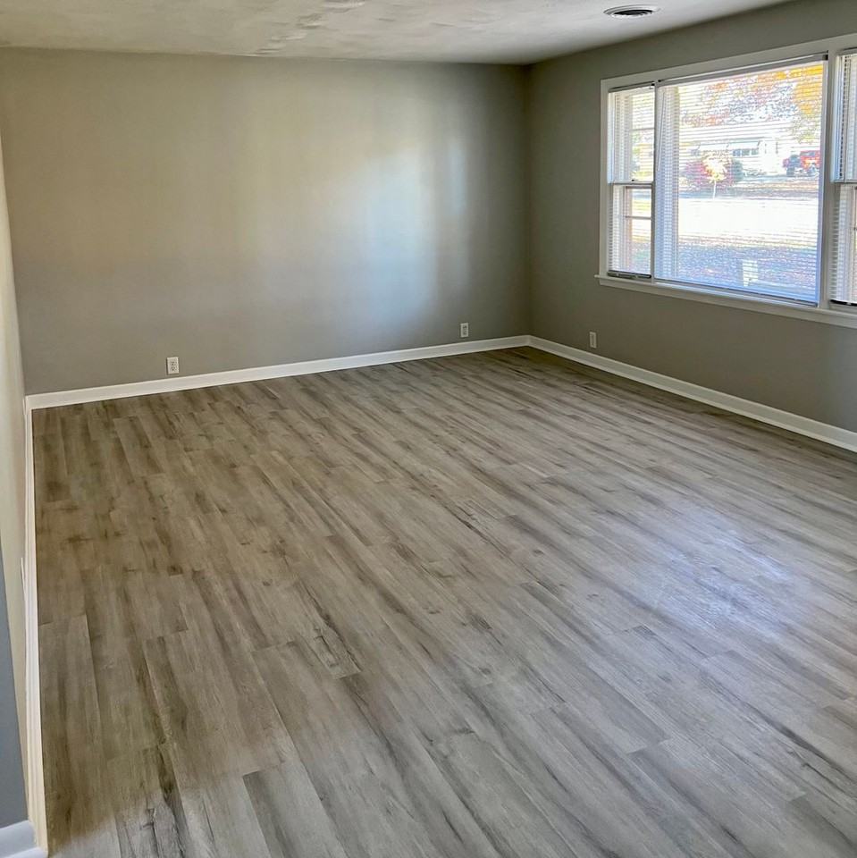 7082 N Rebecca Ct - Photo 6 of 20