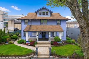 featured image of 1017 1017 & 1019 Capitol Way South