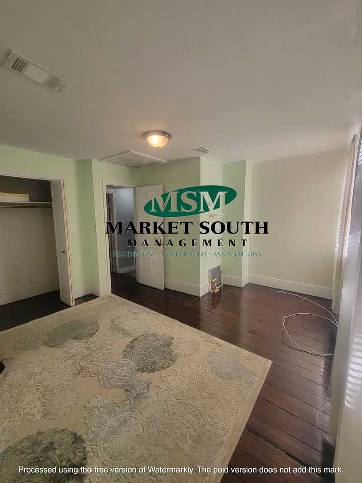 216 E Jones St - Photo 5 of 18