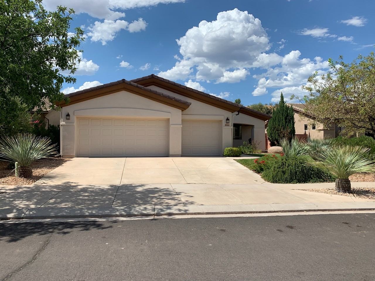 3541 E Hidden Springs Dr - Photo 2 of 20