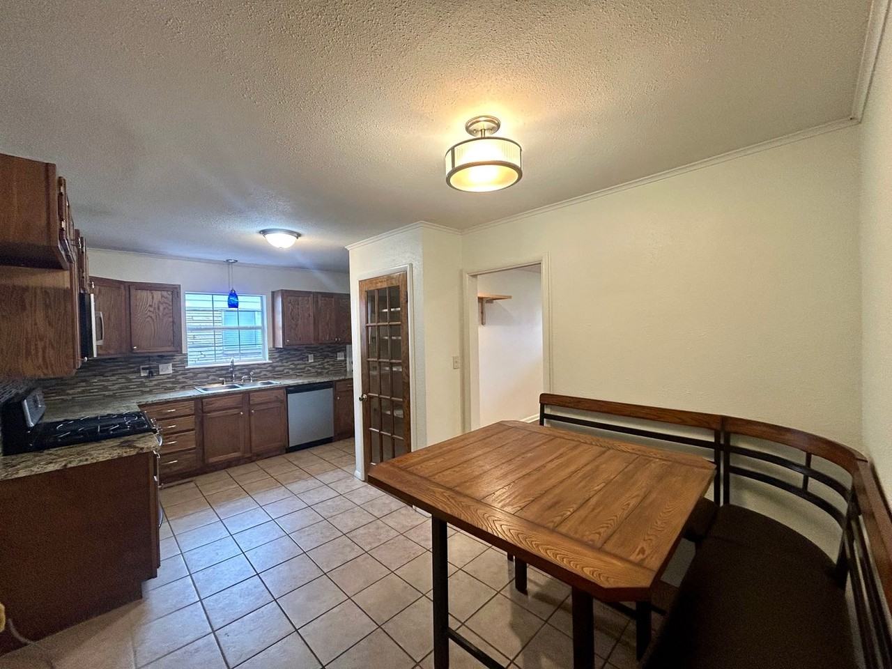 5349 E 27th Pl - Photo 4 of 18