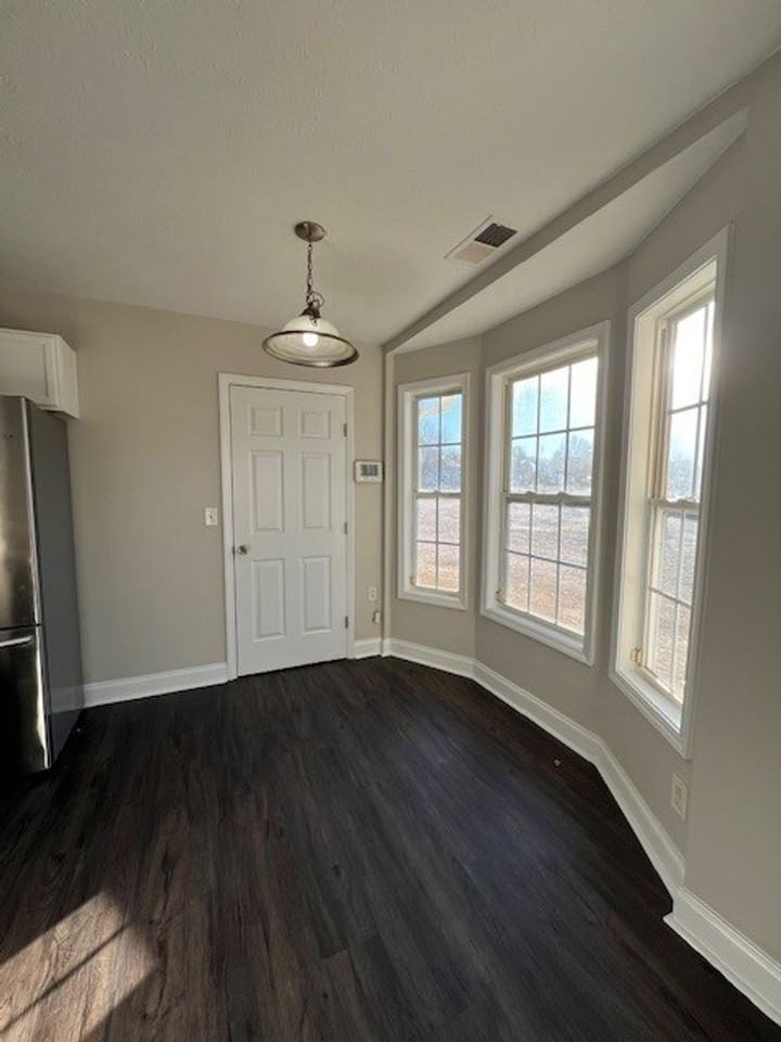 104 Norris Ct - Photo 5 of 18