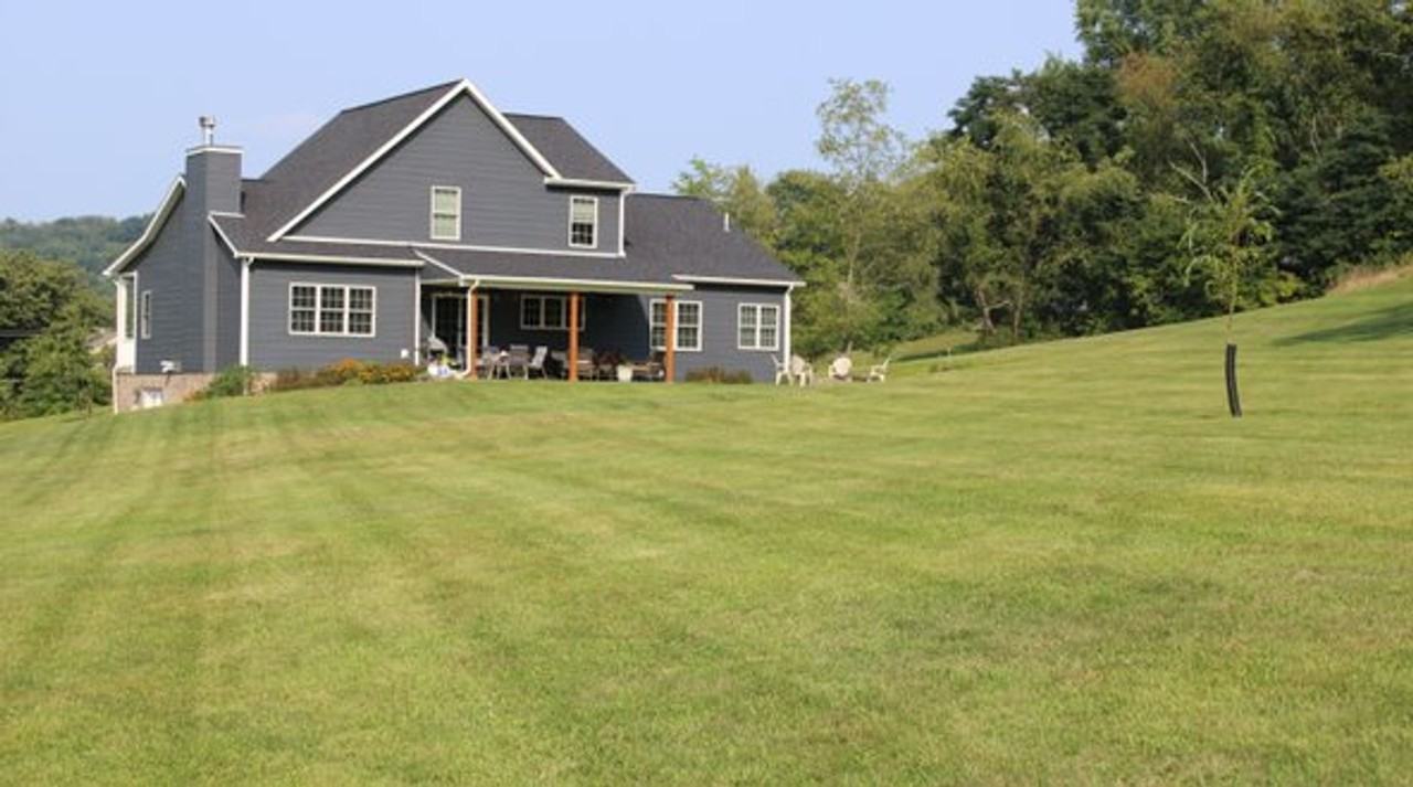 110 Delberta Rd - Photo 2 of 15