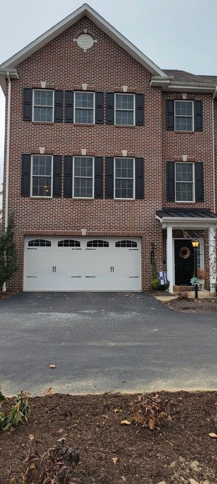 101 Chapel Harbor Dr - Photo 3 of 23