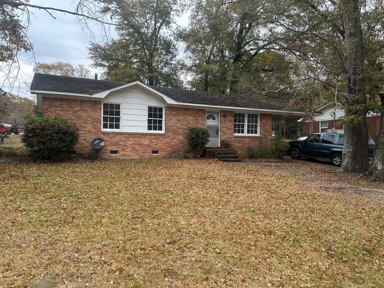 5524 Ransom Dr - Photo 2 of 25