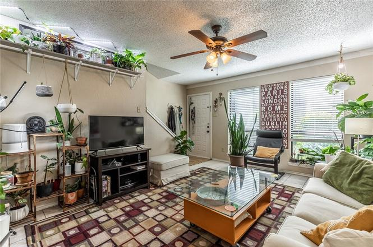 1371 S 11th St - Photo 7 of 24