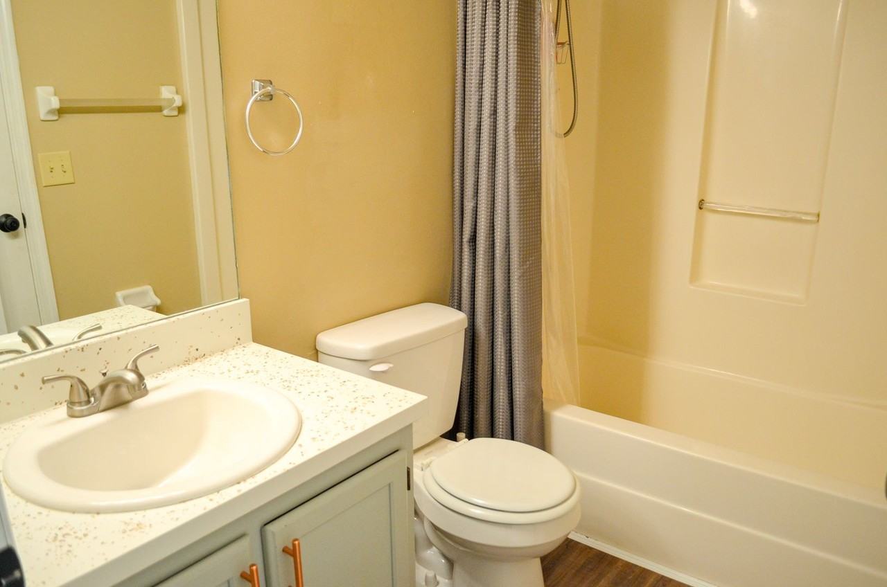 5821 Sw 8th Pl - Photo 4 of 33