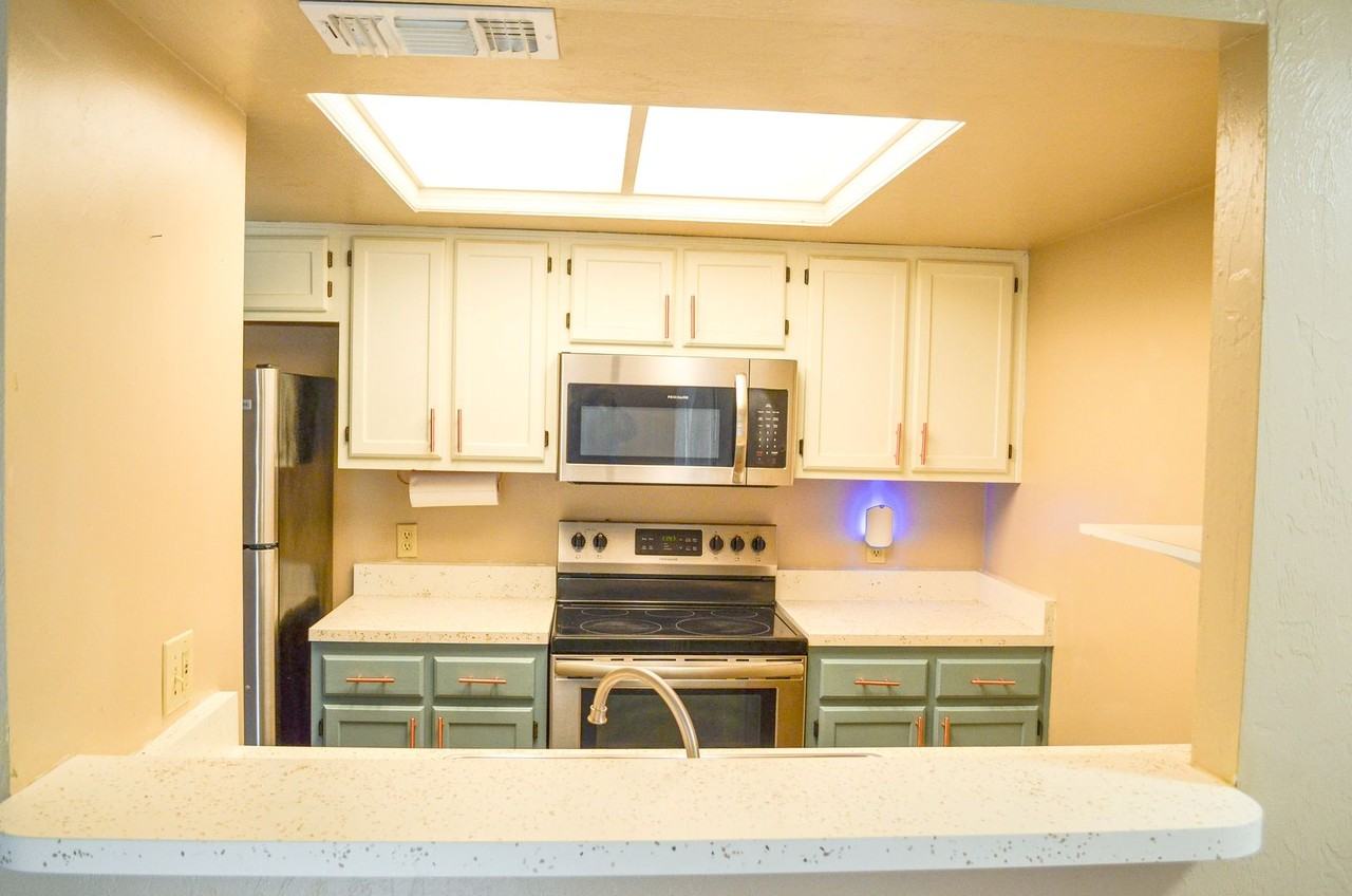 5821 Sw 8th Pl - Photo 7 of 33