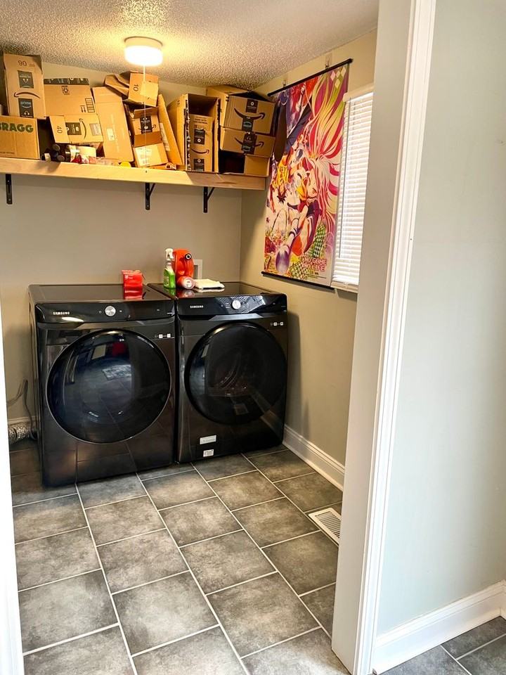 4132 Apex Dr - Photo 5 of 8