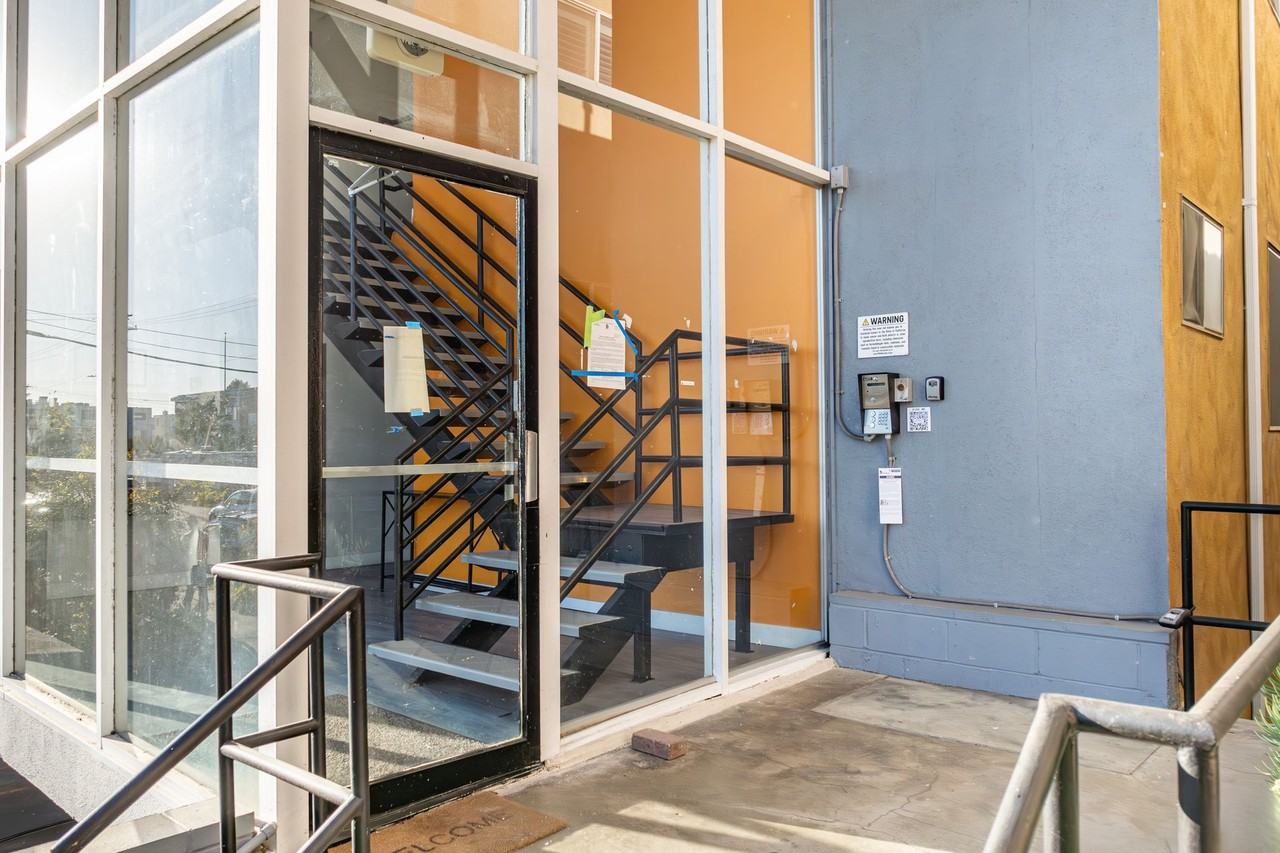 1275 Federal Ave - Photo 6 of 21