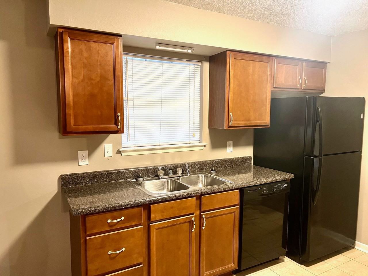 7981 Musketeer Dr - Photo 3 of 19