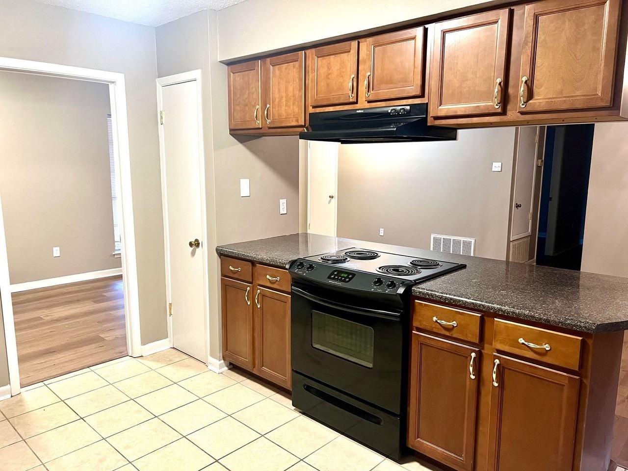 7981 Musketeer Dr - Photo 4 of 19