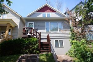 featured image of 1103 E 6th St